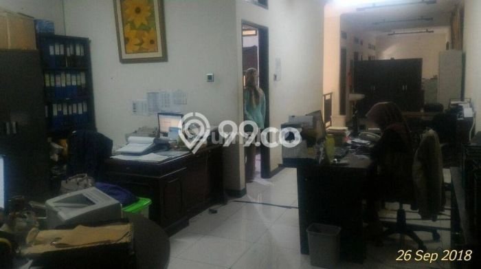 Ruko Bagus Dijual LB 300m2 Lokasi Strategis Bandung Area Cocok untuk Berbisnis Ruko Bagus Dijual LB 300m2 Lokasi Strategis Bandung Area Cocok untuk Berbisnis