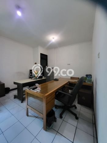 AREA KOMERSIAL! Ruko Disewakan Kawasan Moch Toha, Luas 220m2m², Jalan Utama, Ready Operasi AREA KOMERSIAL! Ruko Disewakan Kawasan Moch Toha, Luas 220m2m², Jalan Utama, Ready Operasi