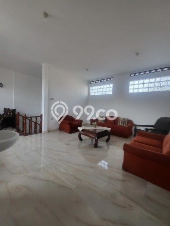 Hunian Nyaman 5 KT di , Bandung - Luas Tanah 228m2m² Hunian Nyaman 5 KT di , Bandung - Luas Tanah 228m2m²