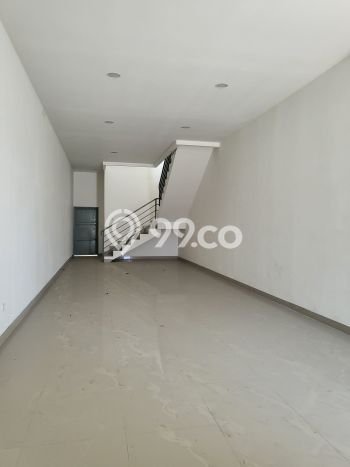 Dijual Ruko Area Bisnis Kawasan , Luas 174m2m², Jalan Utama Dijual Ruko Area Bisnis Kawasan , Luas 174m2m², Jalan Utama