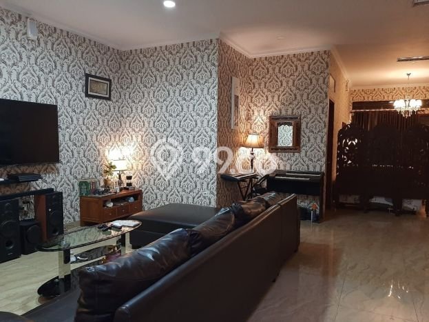 Dijual Rumah Eksklusif 5 KT di Taman Kopo Indah, Bandung Dijual Rumah Eksklusif 5 KT di Taman Kopo Indah, Bandung