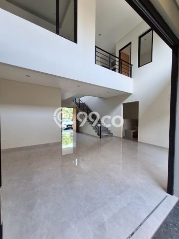 Rumah Mewah LB 235m2 Siap Pakai Desain Elegan di Singgasana, Bandung Rumah Mewah LB 235m2 Siap Pakai Desain Elegan di Singgasana, Bandung