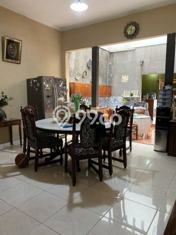 Rumah Elit LB 300m2 Siap Pakai Desain Elegan di Mekar Wangi, Bandung Rumah Elit LB 300m2 Siap Pakai Desain Elegan di Mekar Wangi, Bandung
