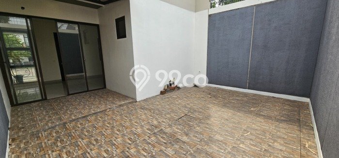 SPECIAL OFFER! Rumah di BSD Vanya Park, 2 KM, Area Strategis, LT 84m2m² Bangunan 70m2m² SPECIAL OFFER! Rumah di BSD Vanya Park, 2 KM, Area Strategis, LT 84m2m² Bangunan 70m2m²
