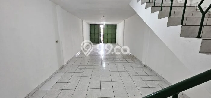 Unit Ruko Dijual di Curug Tangerang 136m2 Unit Ruko Dijual di Curug Tangerang 136m2