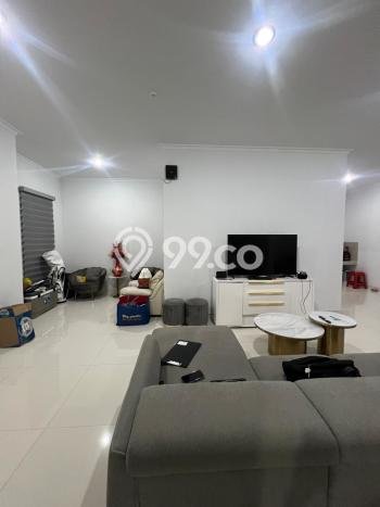Disewakan! Rumah 3 Kamar Tidur &
3 Kamar Mandi di Gading Serpong, Tangerang Disewakan! Rumah 3 Kamar Tidur &
3 Kamar Mandi di Gading Serpong, Tangerang