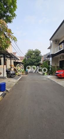 Rumah Modern 3 KT di Graha Raya Bintaro Tangerang Selatan Unfurnished Rumah Modern 3 KT di Graha Raya Bintaro Tangerang Selatan Unfurnished
