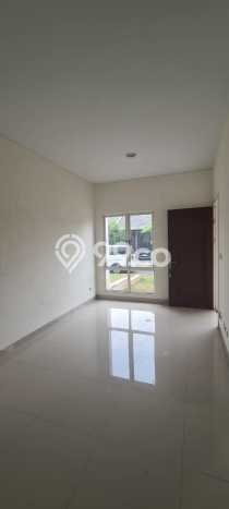 Hunian Nyaman Asri 2 KT Siap Pakai di Suvarna Sutera Tangerang Hunian Nyaman Asri 2 KT Siap Pakai di Suvarna Sutera Tangerang