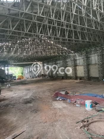 Gudang Dijual di Salatiga LT 1m2 & LB 2500m2 Lokasi Terbaik! Gudang Dijual di Salatiga LT 1m2 & LB 2500m2 Lokasi Terbaik!