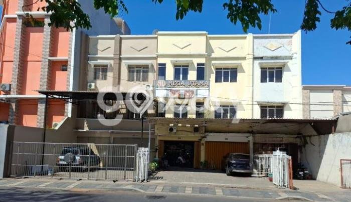 Unit Ruko Dijual di Sawahan Surabaya Luas Bangunan 228m2 Unit Ruko Dijual di Sawahan Surabaya Luas Bangunan 228m2
