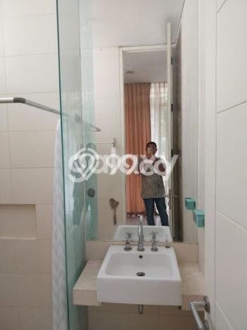 Rumah sewa siap pakai 3 KT di Pakuwon Indah, Surabaya Rumah sewa siap pakai 3 KT di Pakuwon Indah, Surabaya