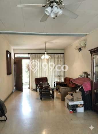 Dijual Rumah Premium dengan Fasilitas Sekitar Komplit di Kebayoran Lama, Jakarta Selatan Dijual Rumah Premium dengan Fasilitas Sekitar Komplit di Kebayoran Lama, Jakarta Selatan
