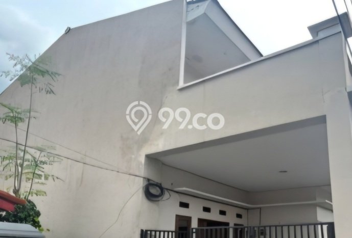 Dijual Rumah Premium dengan Fasilitas Sekitar Komplit di Kembangan, Jakarta Barat Dijual Rumah Premium dengan Fasilitas Sekitar Komplit di Kembangan, Jakarta Barat