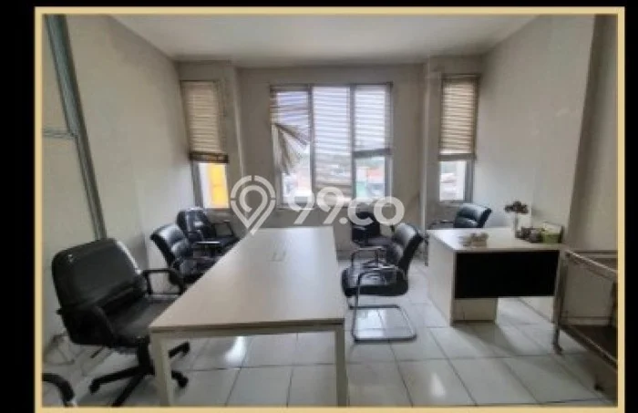 LOKASI PREMIUM! Kantor di Ciputat, Luas 181m², Akses Strategis LOKASI PREMIUM! Kantor di Ciputat, Luas 181m², Akses Strategis