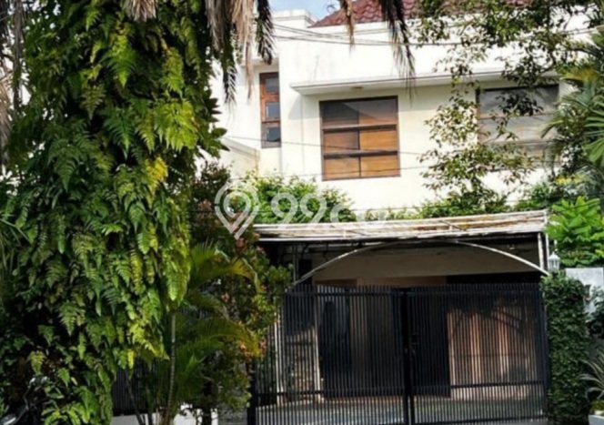 For Sale! Luxury House LT 770m2 Desain Elegan di Pejaten For Sale! Luxury House LT 770m2 Desain Elegan di Pejaten