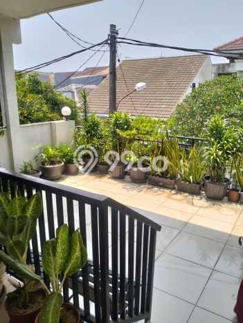 Rumah Elit Modern Siap Huni di Cinere Jakarta Selatan Rumah Elit Modern Siap Huni di Cinere Jakarta Selatan