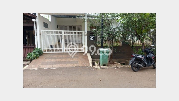 Rumah Mewah Siap Huni LT 237m2 di Pancoran, Jakarta Selatan Rumah Mewah Siap Huni LT 237m2 di Pancoran, Jakarta Selatan