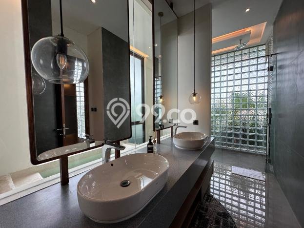 Vila Kawasan Kuta, Luas 352m2m², Akses ke Fasilitas Umum Vila Kawasan Kuta, Luas 352m2m², Akses ke Fasilitas Umum