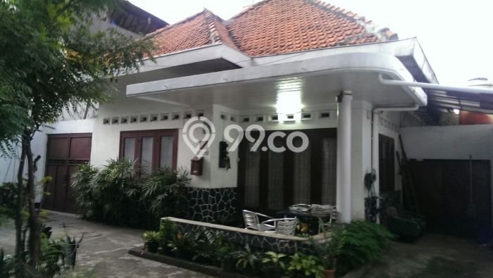 Ready to Use! Luxury House LT 281m2 Desain Modern di Bendungan Hilir Ready to Use! Luxury House LT 281m2 Desain Modern di Bendungan Hilir