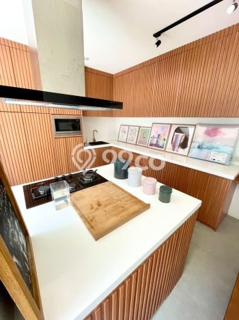 Rumah Elit LB 260m2 Siap Pakai Desain Elegan di Veteran, Jakarta Selatan Rumah Elit LB 260m2 Siap Pakai Desain Elegan di Veteran, Jakarta Selatan