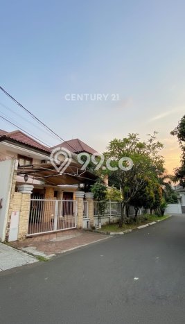 Dijual Rumah Mewah Megah Dengan View Cantik di Sektor 1 - Bintaro, Jakarta Selatan Dijual Rumah Mewah Megah Dengan View Cantik di Sektor 1 - Bintaro, Jakarta Selatan