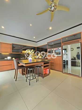 For Sale! Luxury House LT 539m2 Desain Elegan di Kemang For Sale! Luxury House LT 539m2 Desain Elegan di Kemang