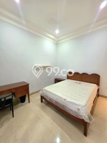 Rumah sewa siap huni 4 Kamar Tidur di Kemang, Jakarta Selatan Rumah sewa siap huni 4 Kamar Tidur di Kemang, Jakarta Selatan
