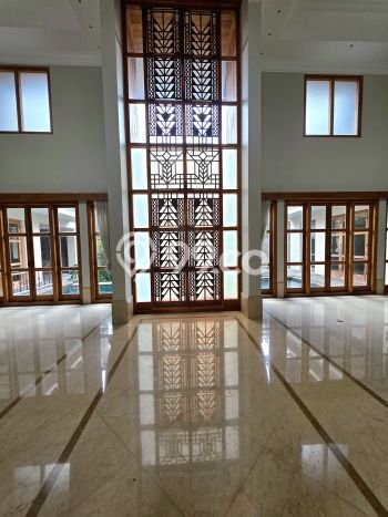 Rumah Elit Modern Siap Huni di Kemang Jakarta Selatan Rumah Elit Modern Siap Huni di Kemang Jakarta Selatan