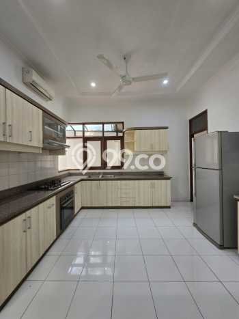 Rumah kawasan Pejaten, 3 KM, View Kota, Luas 800m² LB 500m² Rumah kawasan Pejaten, 3 KM, View Kota, Luas 800m² LB 500m²