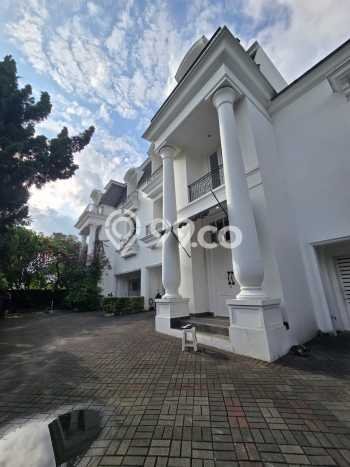 Sewa Rumah Murah di Kemang Jakarta Selatan Punya 4 KT Sewa Rumah Murah di Kemang Jakarta Selatan Punya 4 KT