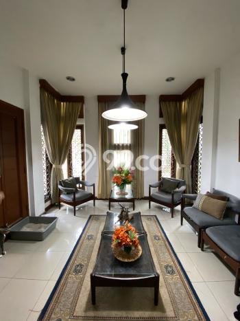 Jual Rumah Luas Elegan Dengan View Eksklusif di Pejaten, Jakarta Selatan Jual Rumah Luas Elegan Dengan View Eksklusif di Pejaten, Jakarta Selatan