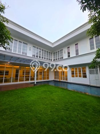 Dijual Rumah Mewah Megah Dengan View Eksklusif di Kemang, Jakarta Selatan Dijual Rumah Mewah Megah Dengan View Eksklusif di Kemang, Jakarta Selatan