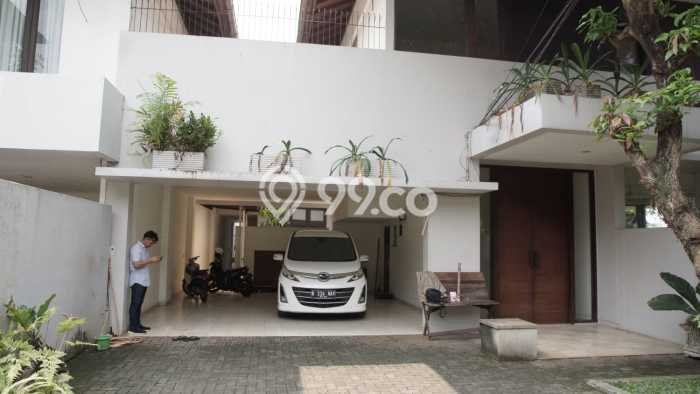 Dijual Rumah Luas Megah Dengan View Eksklusif di Pejaten, Jakarta Selatan Dijual Rumah Luas Megah Dengan View Eksklusif di Pejaten, Jakarta Selatan
