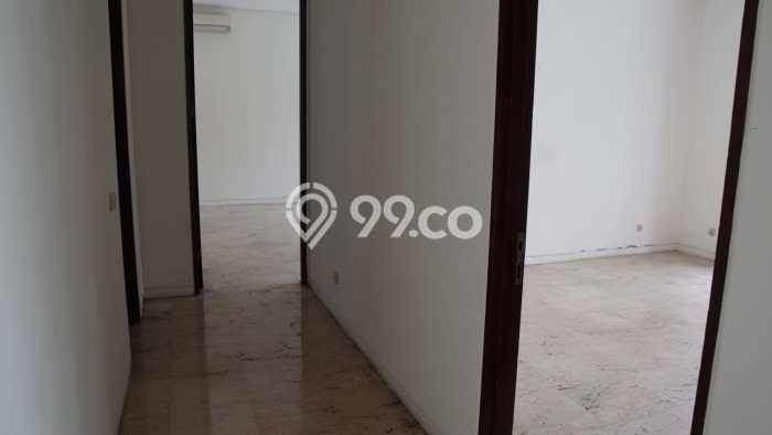 Dijual Rumah Luas Megah Dengan View Eksklusif di Pejaten, Jakarta Selatan Dijual Rumah Luas Megah Dengan View Eksklusif di Pejaten, Jakarta Selatan
