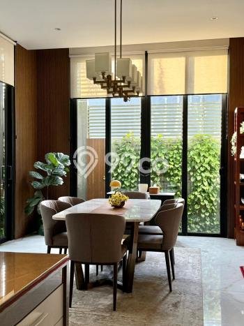 Rumah Mewah LB 280m2 Siap Huni Desain Elegan di Ampera, Jakarta Selatan Rumah Mewah LB 280m2 Siap Huni Desain Elegan di Ampera, Jakarta Selatan