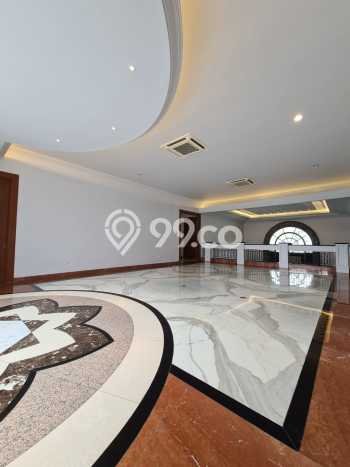 For Sale! Premium House LT 1050m2 Desain Elegan di Pondok Indah For Sale! Premium House LT 1050m2 Desain Elegan di Pondok Indah