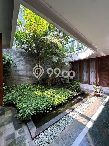 Hunian Eksklusif Siap Huni LT 667m2 di Kebayoran Baru, Jakarta Selatan Hunian Eksklusif Siap Huni LT 667m2 di Kebayoran Baru, Jakarta Selatan