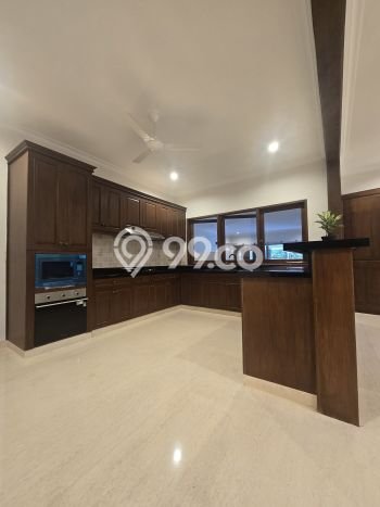 Jual Rumah Luas Megah Dengan View Cantik di Lebak Bulus, Jakarta Selatan Jual Rumah Luas Megah Dengan View Cantik di Lebak Bulus, Jakarta Selatan