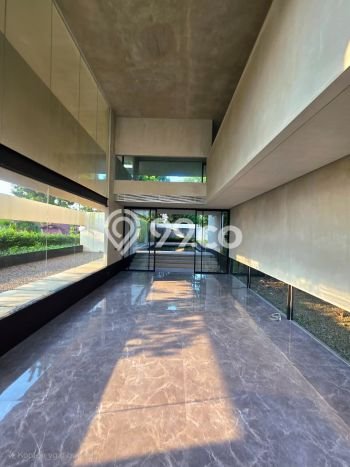Dijual Rumah Mewah Megah Dengan View Eksklusif di Ampera, Jakarta Selatan Dijual Rumah Mewah Megah Dengan View Eksklusif di Ampera, Jakarta Selatan