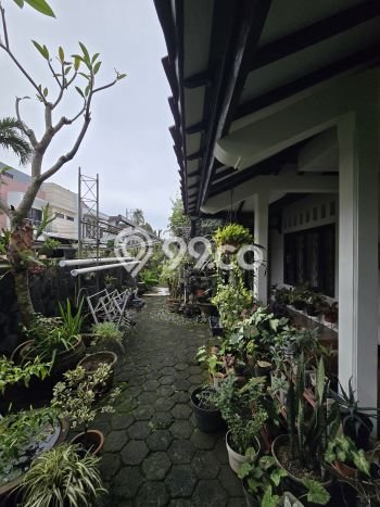 Ready to Use! Luxury House LT 309m2 Desain Modern di Lebak Bulus Ready to Use! Luxury House LT 309m2 Desain Modern di Lebak Bulus