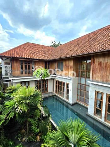 Rumah Elit Modern Siap Huni di Kemang Jakarta Selatan Rumah Elit Modern Siap Huni di Kemang Jakarta Selatan