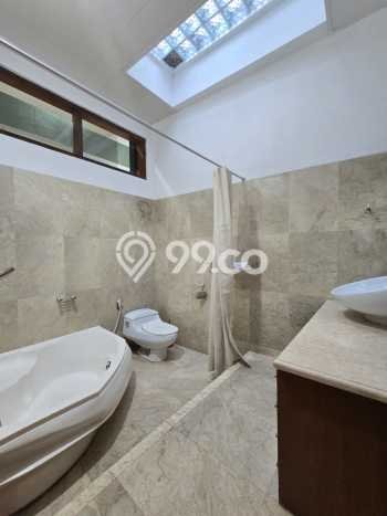 Rumah Luxury Modern Siap Huni di Kemang Jakarta Selatan Rumah Luxury Modern Siap Huni di Kemang Jakarta Selatan