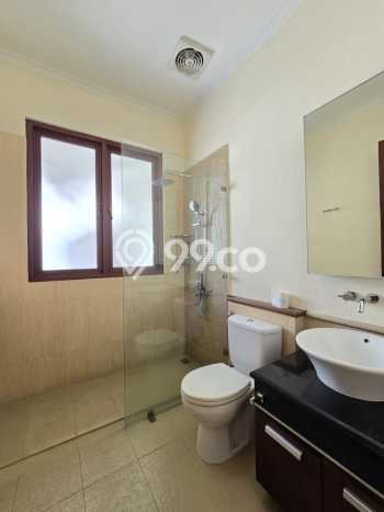 Rumah Sewa Jakarta Selatan LT 290m2 LB 260m2 Kawasan Ampera Rumah Sewa Jakarta Selatan LT 290m2 LB 260m2 Kawasan Ampera