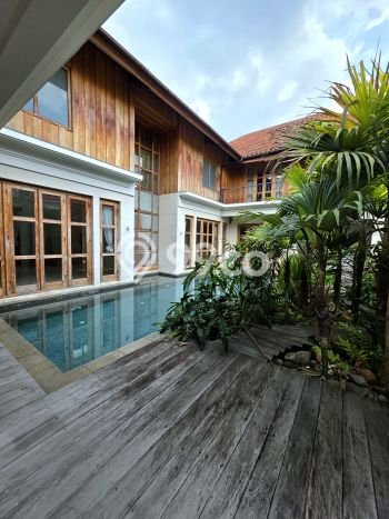 Rumah Elit Modern Siap Huni di Kemang Jakarta Selatan Rumah Elit Modern Siap Huni di Kemang Jakarta Selatan