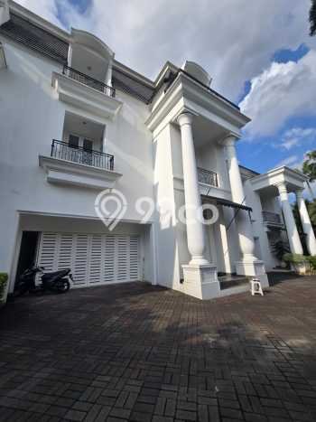 Sewa Rumah Murah di Kemang Jakarta Selatan Punya 4 KT Sewa Rumah Murah di Kemang Jakarta Selatan Punya 4 KT