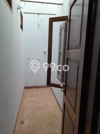 Rumah Elit Modern Siap Huni di Pengadegan Jakarta Selatan Rumah Elit Modern Siap Huni di Pengadegan Jakarta Selatan