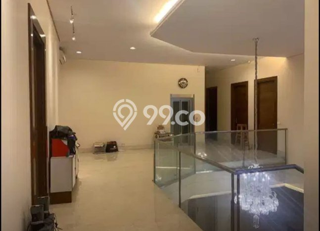 Hunian Ideal dengan LT 600m2 & LB 600m2 Disewakan di Pondok Indah Hunian Ideal dengan LT 600m2 & LB 600m2 Disewakan di Pondok Indah