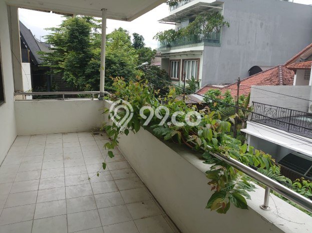 Rumah Bagus Siap Pakai Di Kebayoran Baru Luas 350m2 Aman Rumah Bagus Siap Pakai Di Kebayoran Baru Luas 350m2 Aman