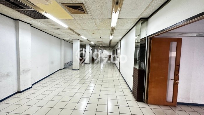 Kantor Bagus LT 1802m2 LB 3425m2 Dijual di Menteng Jakarta Pusat Kantor Bagus LT 1802m2 LB 3425m2 Dijual di Menteng Jakarta Pusat