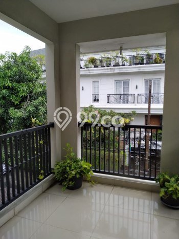 Rumah 4 Kamar Siap Huni Dikontrakkan di Kebayoran Baru Harga Kompetitif Rumah 4 Kamar Siap Huni Dikontrakkan di Kebayoran Baru Harga Kompetitif